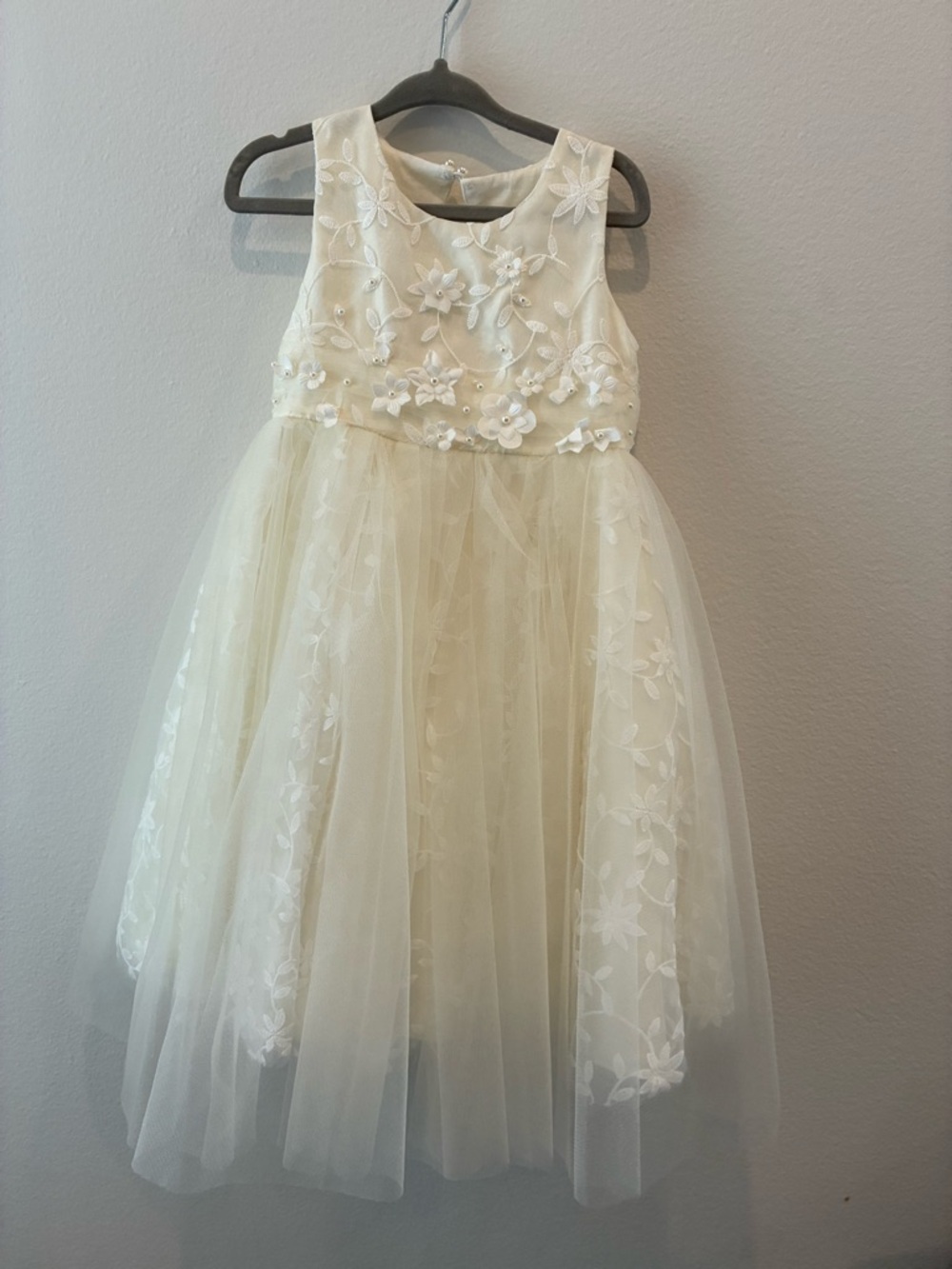 Ivory Flower Girl Dress Anthropologie Size 2 Perfect Condition